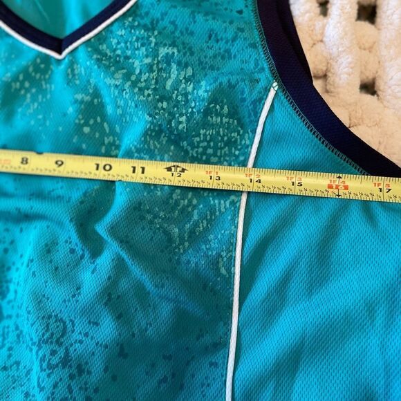 EXERCISE V-neck shirt size L - Picture 4 of 5